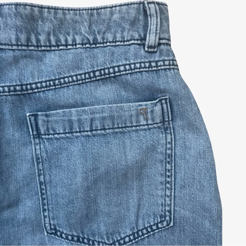 Anthropologie Pilcro Mid-Rise Super Wide Leg Jeans
Elkhorn Coral Blue 30 NWT - Picture 8 of 16